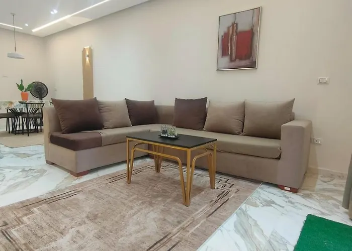 Red Ruby Comfort Apartman Gurdaka